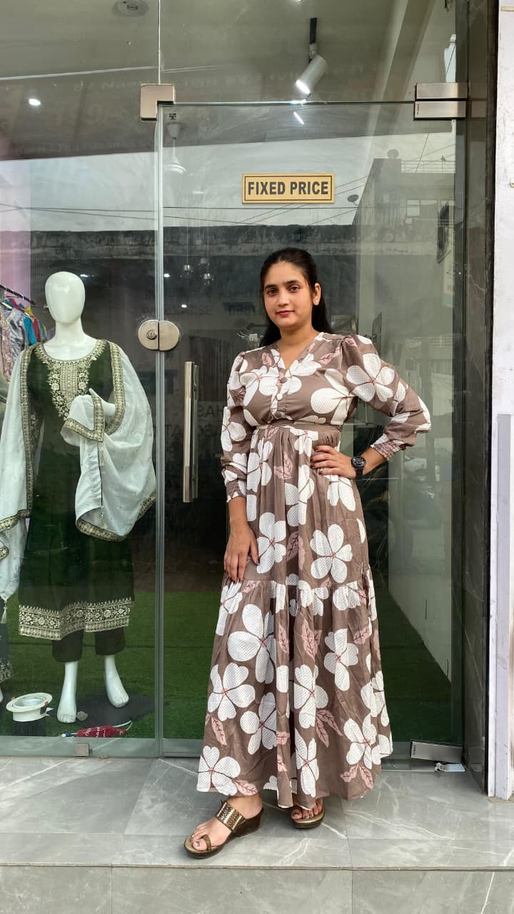 Chic Coffee Brown Floral Print Maxi Dress with Tiered Flare